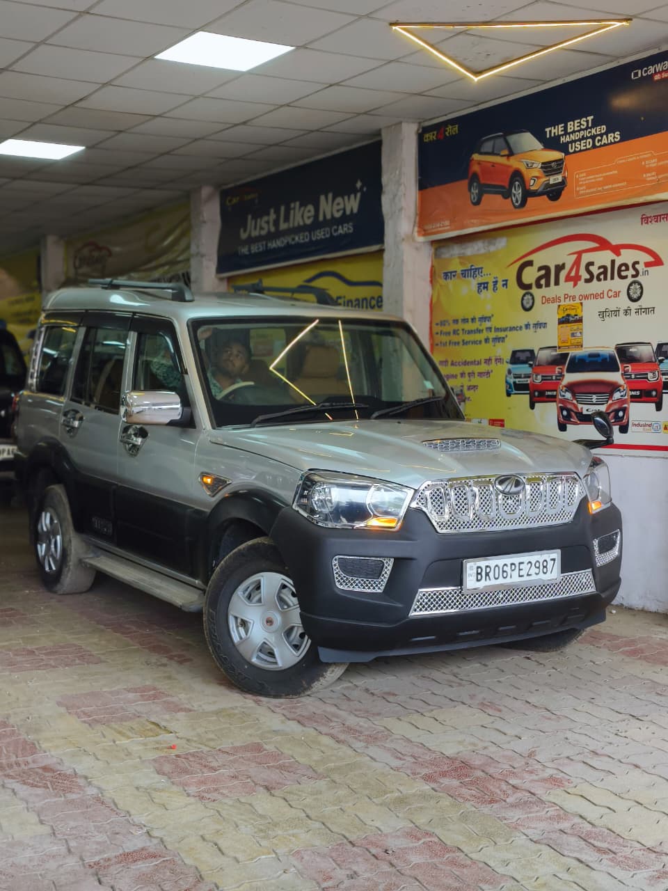 MAHINDRA SCORPIO S3
