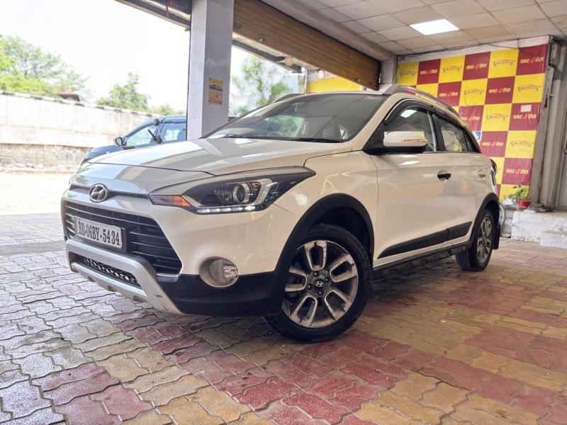 Car Image 9