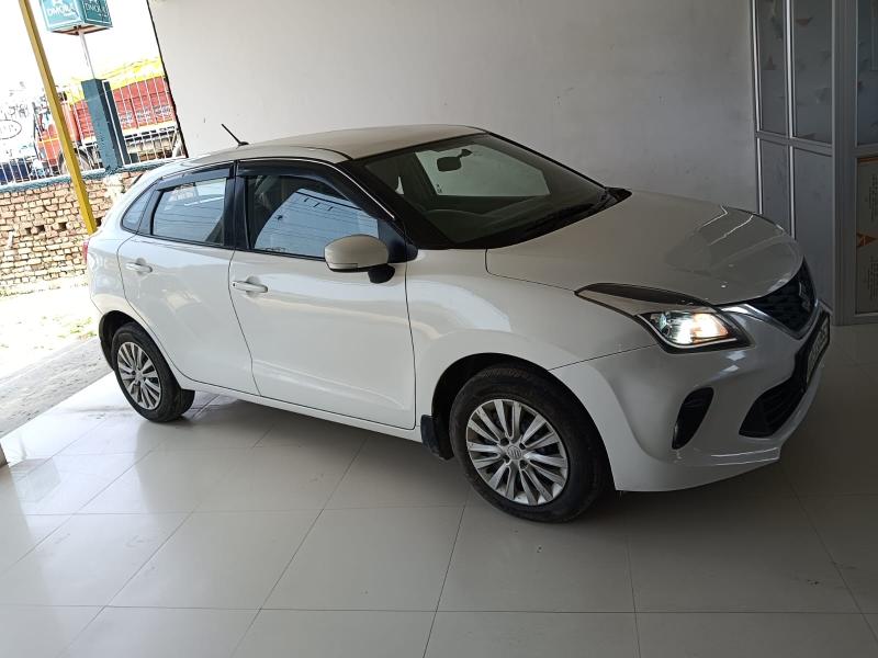 Car Image 9