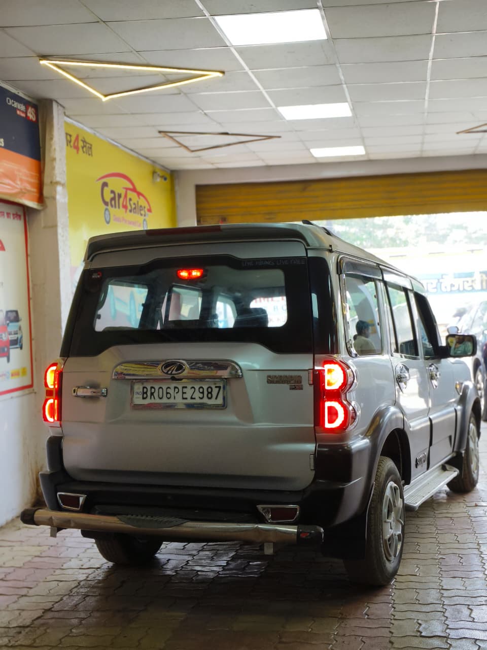 Car Image 6