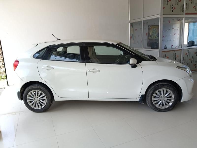 Car Image 8